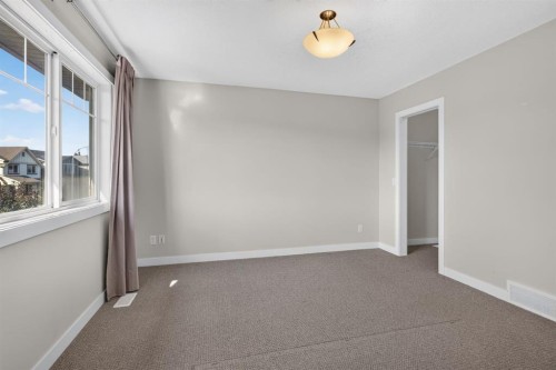22 Panora Road Nw, Calgary, AB - Indoor Photo Showing Other Room
