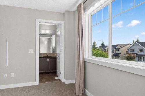 22 Panora Road Nw, Calgary, AB - Indoor Photo Showing Other Room