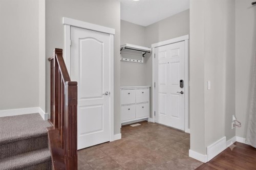 22 Panora Road Nw, Calgary, AB - Indoor Photo Showing Other Room