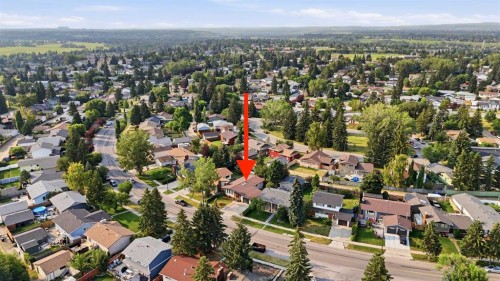 731 Queensland Drive Se, Calgary, AB - Outdoor With View