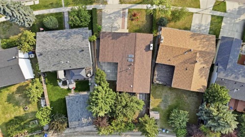 731 Queensland Drive Se, Calgary, AB - Outdoor