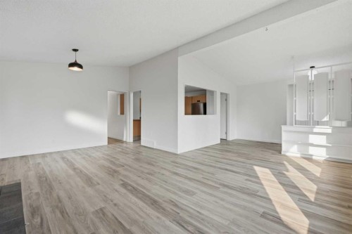 731 Queensland Drive Se, Calgary, AB - Indoor Photo Showing Other Room