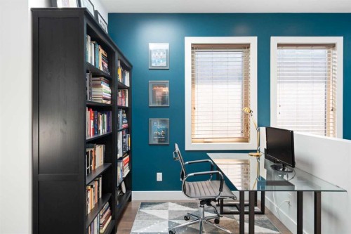 3542 7 Avenue Sw, Calgary, AB - Indoor Photo Showing Office