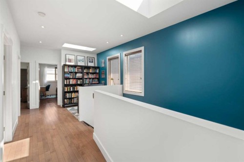 3542 7 Avenue Sw, Calgary, AB - Indoor Photo Showing Other Room