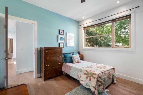 3542 7 Avenue Sw, Calgary, AB - Indoor Photo Showing Bedroom