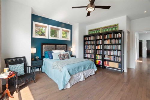 3542 7 Avenue Sw, Calgary, AB - Indoor Photo Showing Bedroom