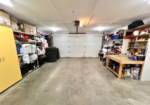 155 Tarington Green Ne, Calgary, AB - Indoor Photo Showing Garage