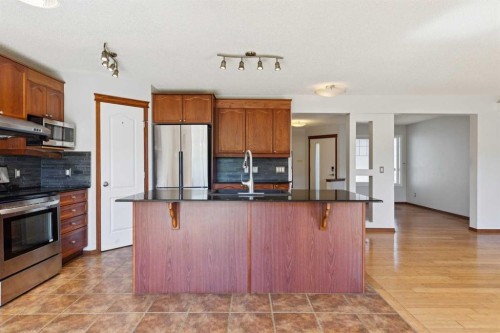 172 Kincora Drive Nw, Calgary, AB - Indoor Photo Showing Kitchen