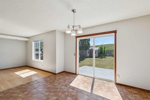 172 Kincora Drive Nw, Calgary, AB - Indoor Photo Showing Other Room