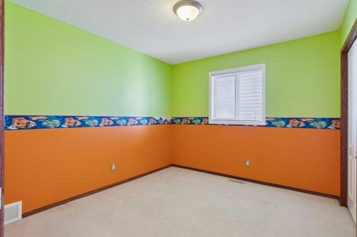 172 Kincora Drive Nw, Calgary, AB - Indoor Photo Showing Other Room