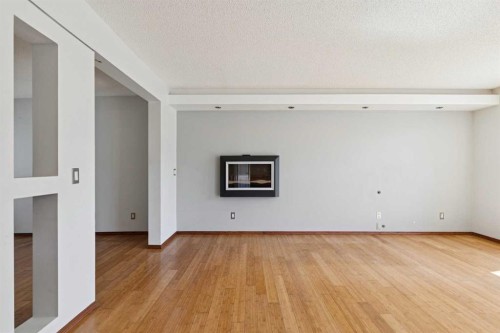 172 Kincora Drive Nw, Calgary, AB - Indoor With Fireplace