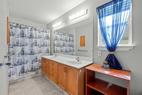 117 Hidden Spring Circle Nw, Calgary, AB 