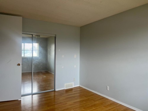 511 40 Street Ne, Calgary, AB 