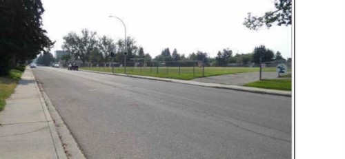 836 69 Avenue Sw, Calgary, AB - Outdoor With View