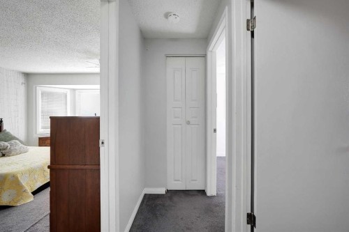 6507 Rundlehorn Drive Ne, Calgary, AB - Indoor Photo Showing Bedroom
