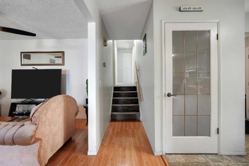 6507 Rundlehorn Drive Ne, Calgary, AB - Indoor Photo Showing Other Room