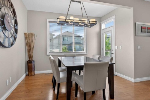 159 Sherwood Crescent Nw, Calgary, AB - Indoor Photo Showing Dining Room