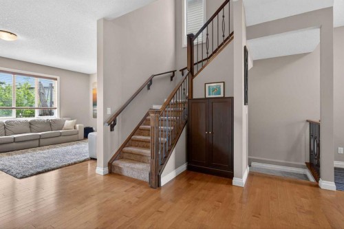 159 Sherwood Crescent Nw, Calgary, AB - Indoor