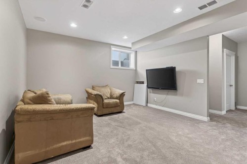 159 Sherwood Crescent Nw, Calgary, AB - Indoor
