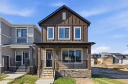 22 Chinook Winds Court SW Airdrie, AB T4B 5X6