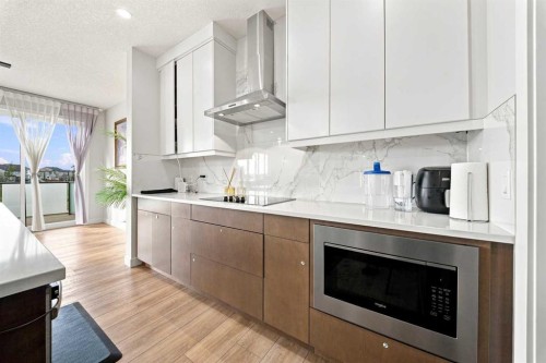 303 Cornerbrook Drive Ne, Calgary, AB - Indoor Photo Showing Kitchen