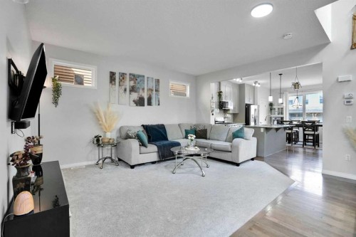 250 Canals Close Sw, Airdrie, AB - Indoor Photo Showing Living Room