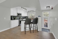 24 Aspen Hills Common SW Calgary, AB T3H 0R7