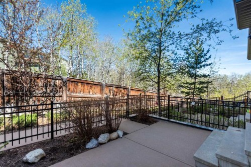 24 Aspen Hills Common Sw, Calgary, AB - Outdoor