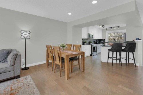 24 Aspen Hills Common Sw, Calgary, AB - Indoor Photo Showing Other Room