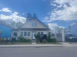 1507 Centre B Street NW Calgary, AB T2M 2R5
