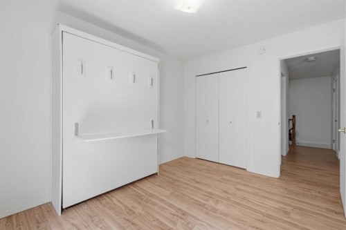 30 Sandarac Circle Nw, Calgary, AB - Indoor Photo Showing Other Room