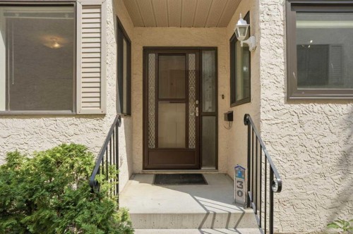30 Sandarac Circle Nw, Calgary, AB - Outdoor