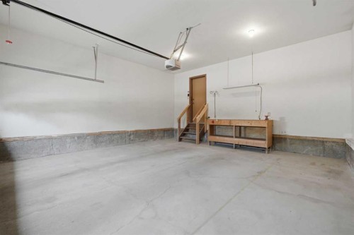30 Sandarac Circle Nw, Calgary, AB - Indoor Photo Showing Garage