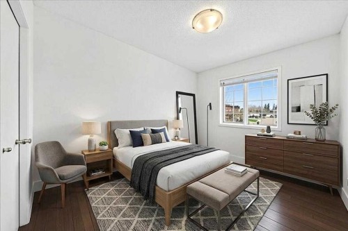 98 Hampstead Circle Nw, Calgary, AB - Indoor Photo Showing Bedroom