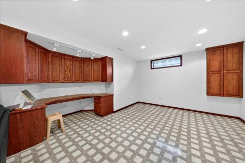 98 Hampstead Circle Nw, Calgary, AB - Indoor