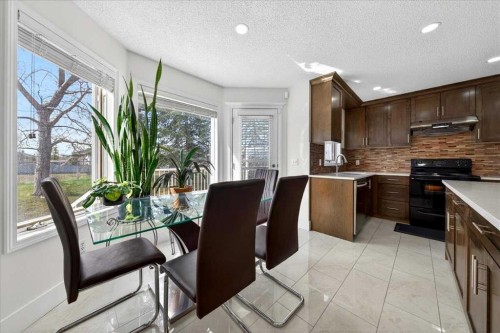 98 Hampstead Circle Nw, Calgary, AB - Indoor