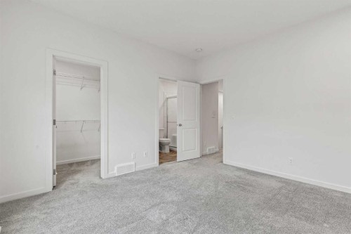 172 Belmont Way Sw, Calgary, AB - Indoor Photo Showing Other Room