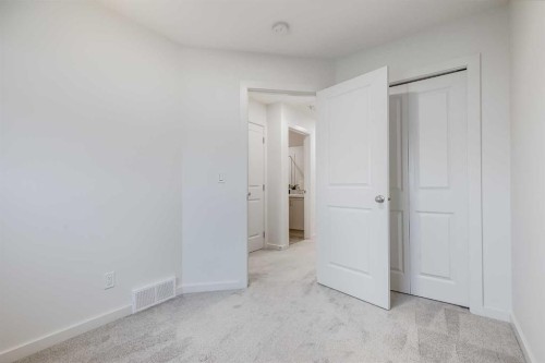 172 Belmont Way Sw, Calgary, AB - Indoor Photo Showing Other Room