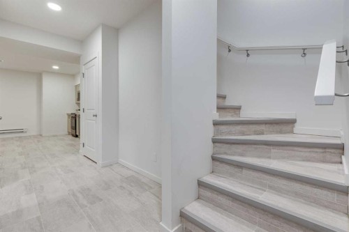 172 Belmont Way Sw, Calgary, AB - Indoor Photo Showing Other Room