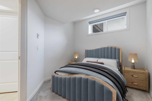 172 Belmont Way Sw, Calgary, AB - Indoor Photo Showing Bedroom