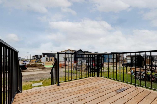 172 Belmont Way Sw, Calgary, AB - Outdoor