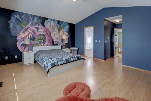 189 Citadel Crest Park Nw, Calgary, AB - Indoor Photo Showing Bedroom