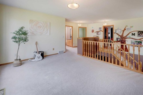 189 Citadel Crest Park Nw, Calgary, AB - Indoor Photo Showing Other Room