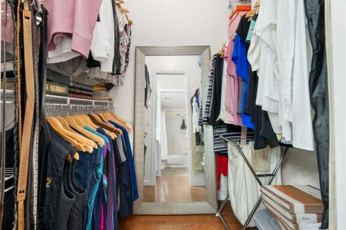 101-1997 Sirocco Drive Sw, Calgary, AB - Indoor With Storage