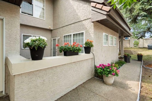 101-1997 Sirocco Drive Sw, Calgary, AB - Outdoor With Exterior