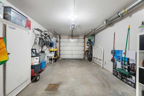 101-1997 Sirocco Drive Sw, Calgary, AB - Indoor Photo Showing Garage
