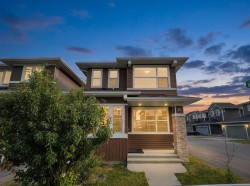 95 Redstone Park NE Calgary, AB T3N 0P7