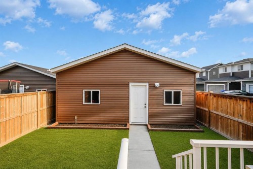 95 Redstone Park Ne, Calgary, AB 