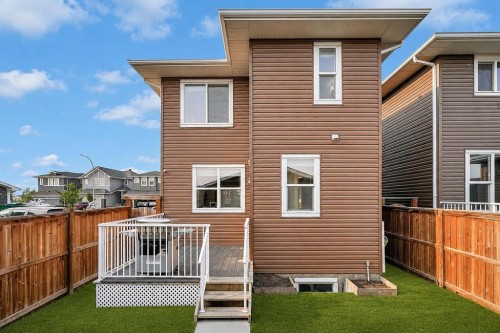 95 Redstone Park Ne, Calgary, AB 