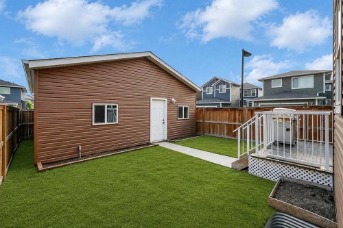 95 Redstone Park Ne, Calgary, AB 